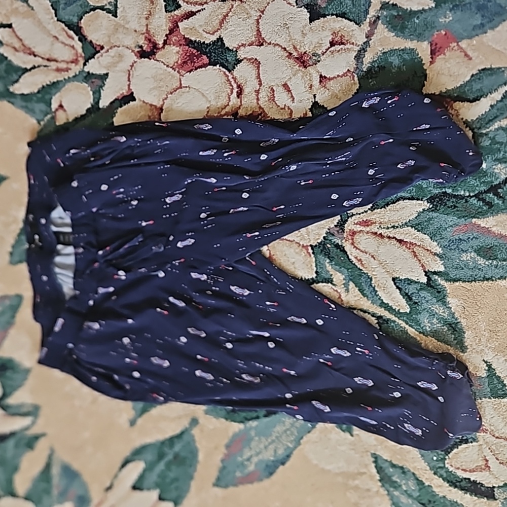 Torrid size 1 Capri pants blue multicolor elastic band
